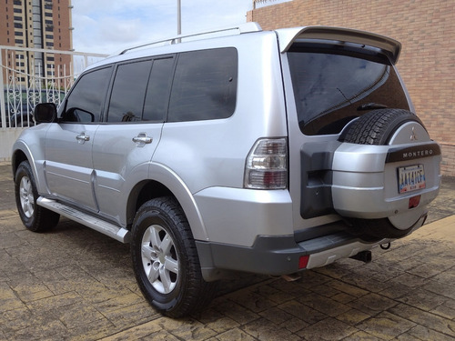 Imagen 4 de 18 de Mitsubishi Montero Limited Gls