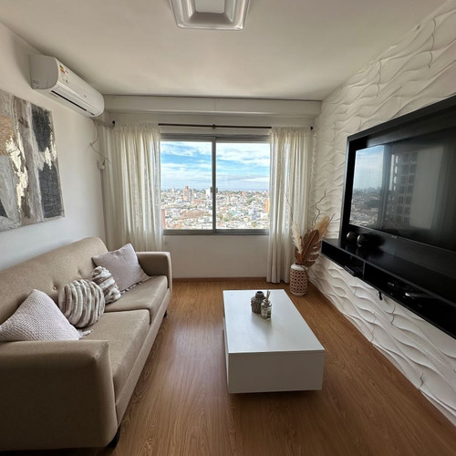 Venta Apartamento Parque Batlle 2 Dormitorios Piso 15.
