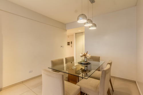 Venta Tres Ambientes. Balcon Al Frente. Luminoso. Seguridad 24hs. Amenities. Cochera. Liberateur