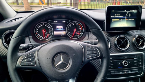 Mercedes-Benz Clase GLA 1.6 200 Cgi Sport At