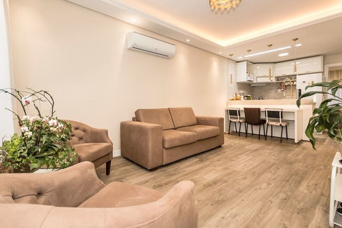 Imagem 6 de 30 de Casa À Venda No Bairro Vila Ipiranga - Porto Alegre/rs - O-26508-43441