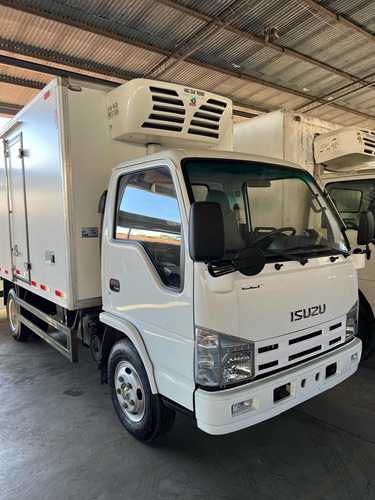 Isuzu Elf 300