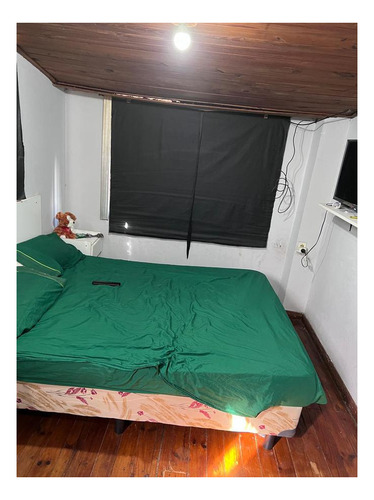 Imagen 5 de 12 de Ph En Venta - 2 Dormitorios 1 Baño - 85mts2 - Berisso