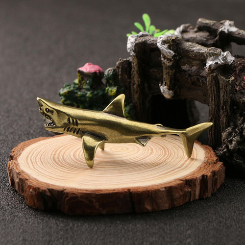 Miniatura De Recuerdo De Fiesta De Escultura De Tiburón De