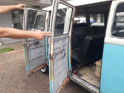 Volkswagem Kombi Antiga 6 Portas Corujinha Urgente