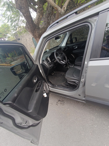 Jeep Renegade 1.3 Latitude Fwd At