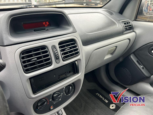 Clio 1.6 Privilége Sedan 16v Flex 4p Manual