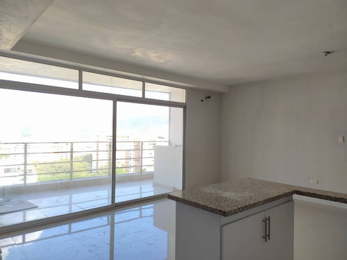 Imagen 9 de 12 de Gabriela Giron Vende Apartamento En Sabana Larga Valencia