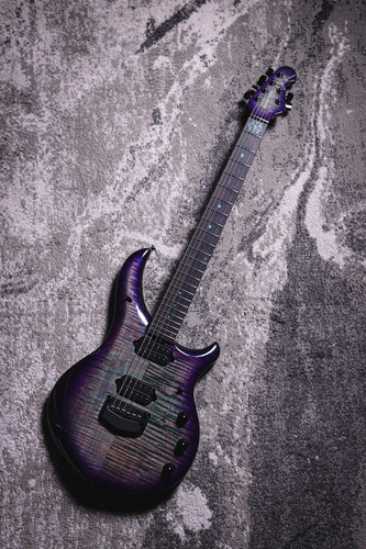 Ernie Ball Music Man Majesty Crystal Amethyst 03/125 - 2022 Destro Violeta (Usado)