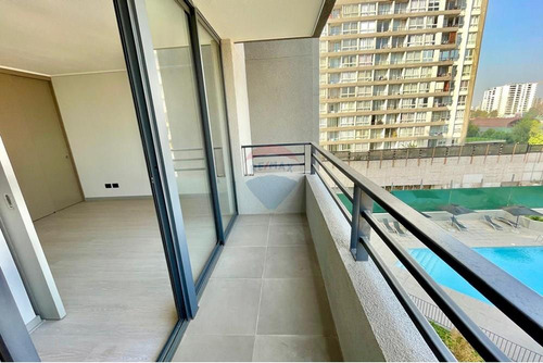Departamento 1 D/ 1 B Con Amplio Balcón En Ñuñoa