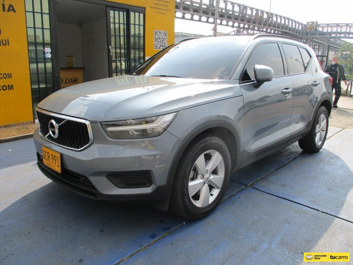 Volvo Xc40 Kinetic 4x2 2000cc At Aa