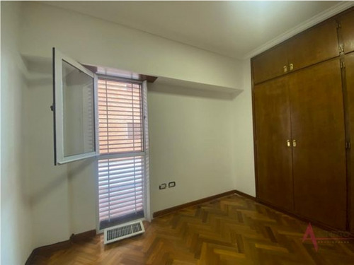 Departamento A La Venta En Castelar Centro