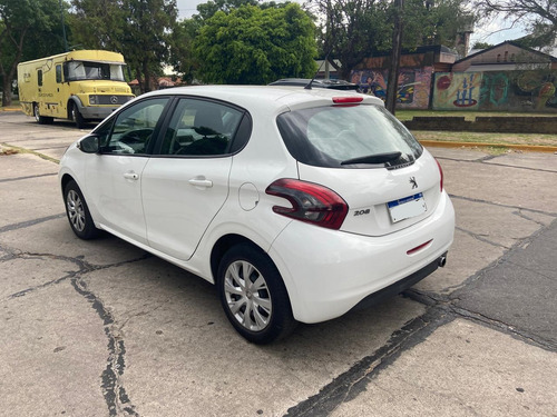 Peugeot 208 1.6 Active