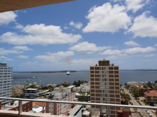 Imagen 21 de 30 de Apartamento En Venta Y Venta En Punta Del Este, Península, Céntrico, Piso Alto Con Muy Linda Vista Despejada