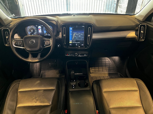 Volvo Xc40 2.0t T5 R-design Awd