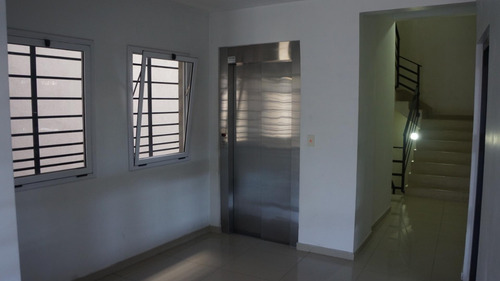 Imagen 3 de 21 de Muy Lindo Departamento Luminoso Y Residencial