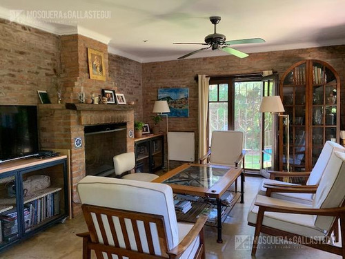 Imagen 3 de 18 de Casa En Una Planta Estilo Campo En La Horqueta