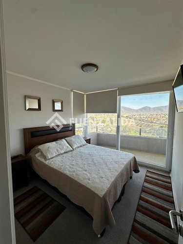 Departamento En Venta De 2 Dorm. 1 Baño, En La Herradura
