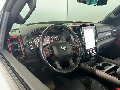 RAM 1500 5.7 V8 GASOLINA REBEL CD 4X4 AUTOMÁTICO