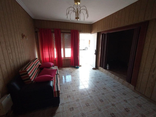Imagen 2 de 5 de Casa En Venta En La Plata Calle 520bis E/ 8 Y 9 - Dacal Bienes Raices