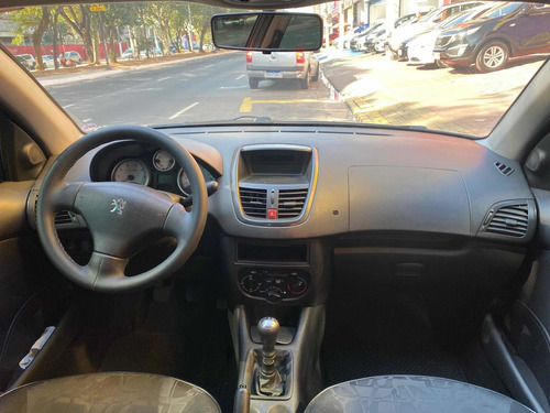 Imagem 10 de 13 de Peugeot 207 Passion 2010 1.4 Xr Sport Flex 4p