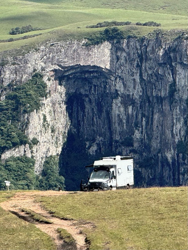 Único Motorhome Expedição Sirius 4x4 Easefour