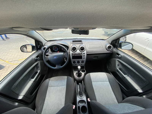 Ford Fiesta Sedan 1.6 Flex