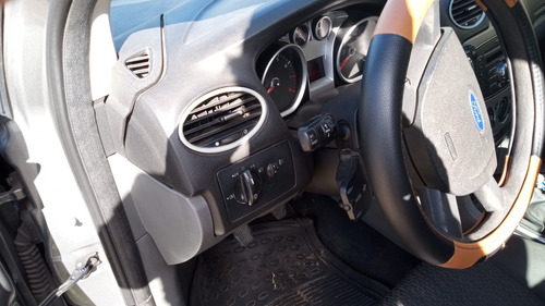 Ford Focus II 1.6 trend
