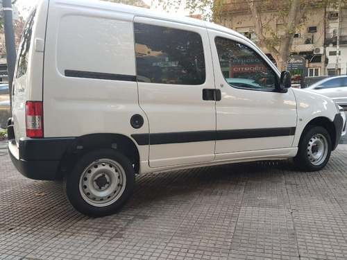 Peugeot Partner 1.6 Hdi Furgon Confort 92 5as 2018