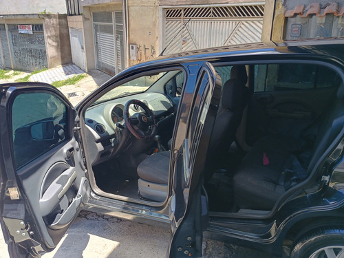 Fiat Uno 1.0 Vivace Celeb. Flex 5P