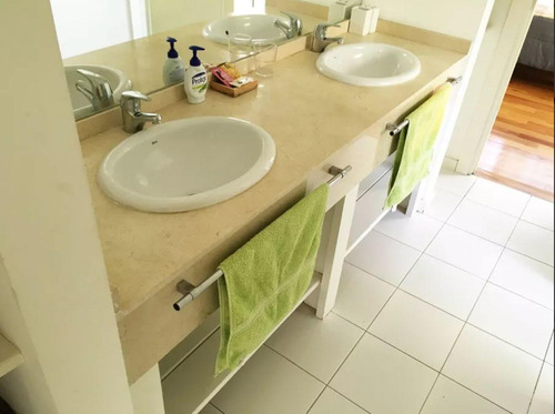 Casa 5 Ambientes C/dependencia Y Pileta. La Herradura. Pinamar Venta