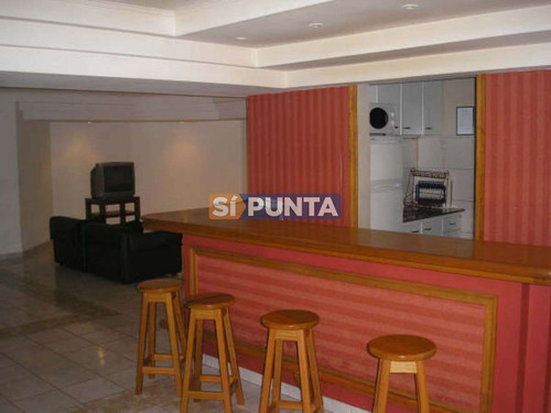 Imagen 19 de 30 de Apartamento En Alquiler Anual