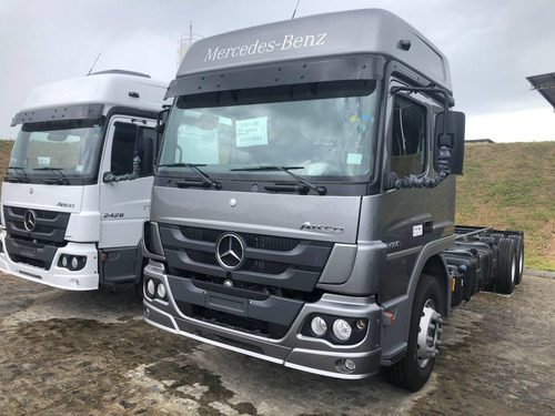 Imagem 6 de 9 de Mercedes Atego