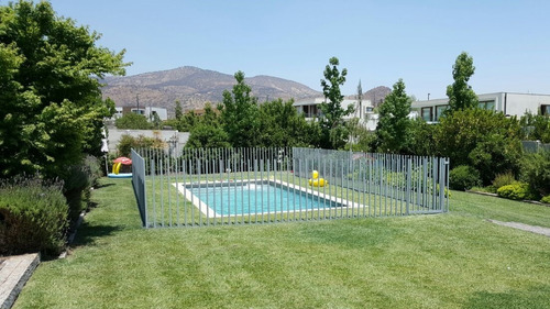 Fabricación E Instalación Rejas Para Piscinas ( Magnalatch)