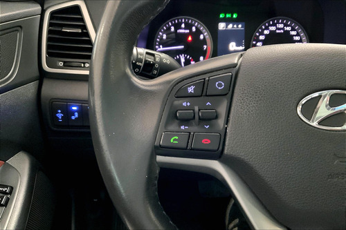 Hyundai Tucson 5 PTS. LIMITED TECH, TA, A/AC. AUT., PIEL, F. LE