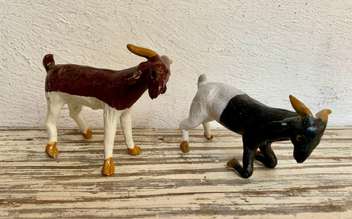 Antiguas Figuritas De Chivos Barro (Usado)