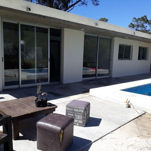 Casa En Venta De 3 Dormitorios En Balneario Buenos Aires