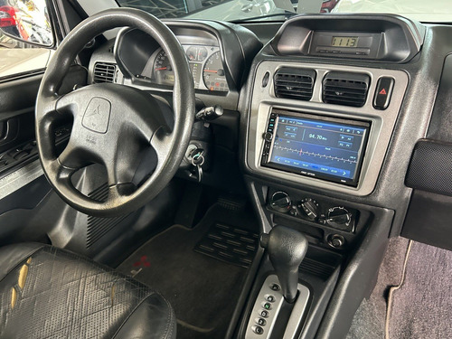Mitsubishi Pajero TR4 2.0 4X4 16V 140CV FLEX 4P AUTOMÁTICO