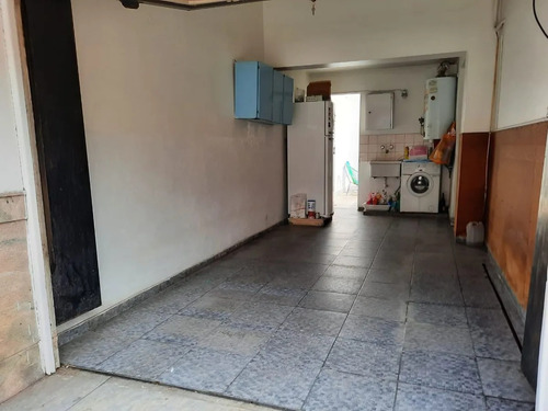 Imagen 6 de 14 de Departamento Sin Expensas En Centro De Lanus Este 3 Ambientes Con Cochera Y Camaras De Seguridad