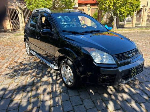 Ford Fiesta 1.0 MPI TRAIL HATCH 8V FLEX 4P MANUAL