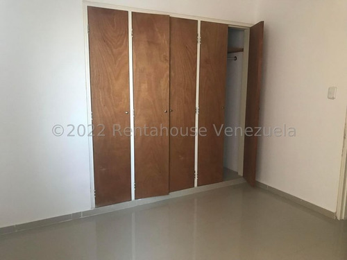 Imagen 4 de 12 de Marol Rentahouse Vende Apartamento En El Parral Valencia 22-21690