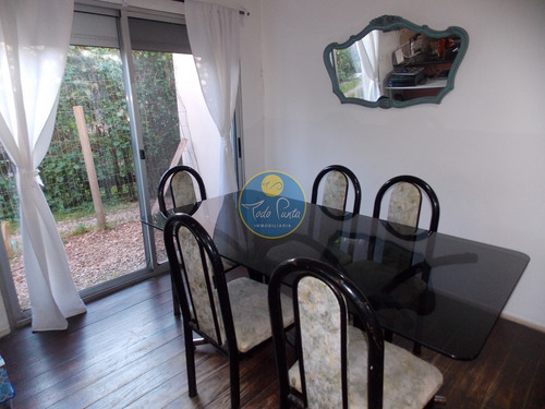 Dos Casas Màs Barbacoa En Zona De Colegios, Jardines De Córdoba.- Ref: 5749