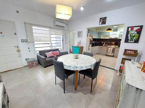 Imagen 5 de 15 de Ph Al Fondo En Venta En Quilmes Oeste, Con Quincho Y Patio. Totalmente Reciclado!