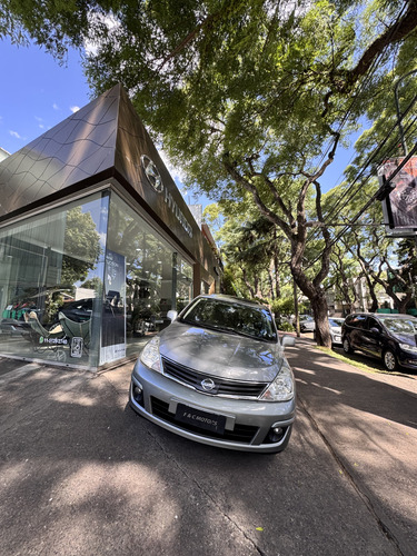Nissan Tiida 1.8 Acenta