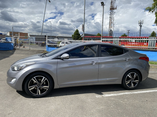 Imagen 5 de 25 de Hyundai I35 Elantra Gls 2012