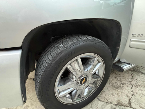 Chevrolet Cheyenne 5.3 2500 Crew Cab Ltz 4x4 Mt