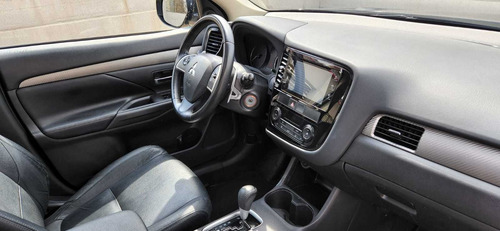 Imagem 8 de 14 de Mitsubishi Outlander 2.0 16v Cvt