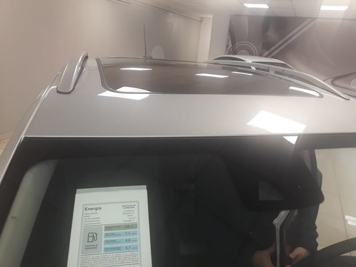 Imagen 12 de 25 de Chevrolet Tracker Premier Turbo 2023 E/i Go
