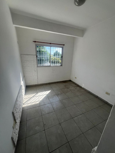 Depto 2 Amb Chico - A 3 Cuadras Av Vergara 3200