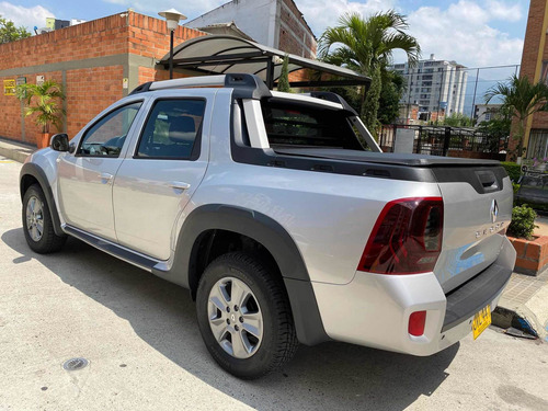 Renault Duster Oroch 2021 2.0 Intens